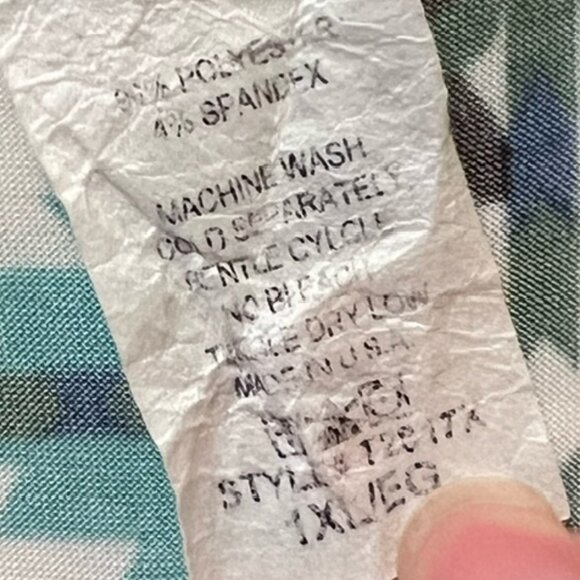 R. Rouge Women's Sleeveless Aztec Print Sharkbite Hem Tunic, Plus Size 1X - Picture 5 of 5